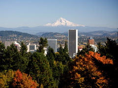 A photograph of the Portland, Oregon skyline in autumn 