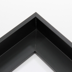 Simple and modern, this Gallery One moulding reflects the sophisticated frame designs and pure matte finishes found in today